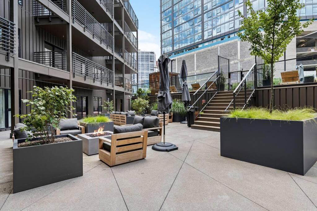Appartement Skyline View, Pool, Gym, Balcony'S, Walk To Bway! à Nashville Extérieur photo