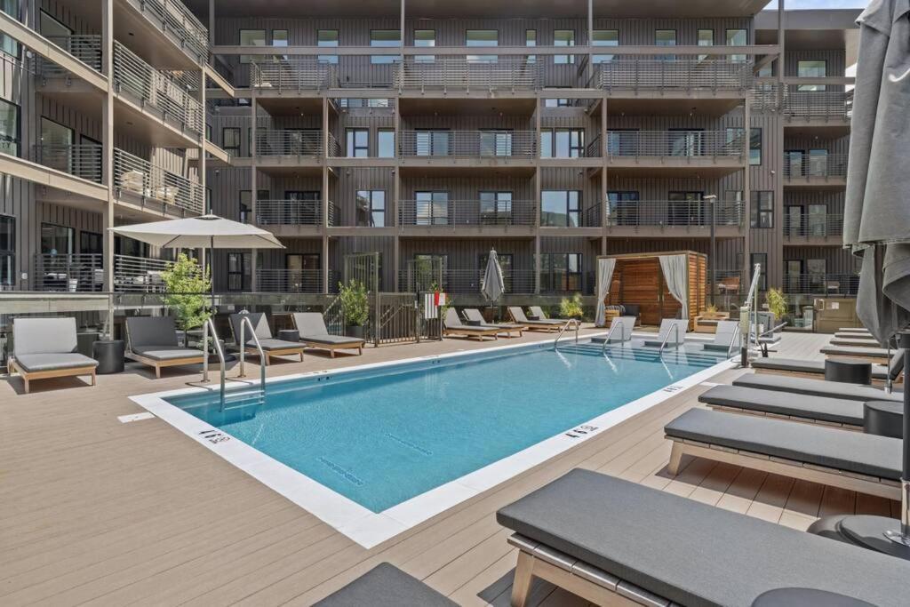 Appartement Skyline View, Pool, Gym, Balcony'S, Walk To Bway! à Nashville Extérieur photo